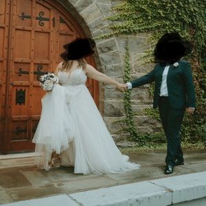 David’s Bridal Wedding Dress, Champagne, Size 18, Unaltered